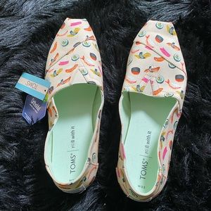 Toms Alparagata slip on shoes size 9.5